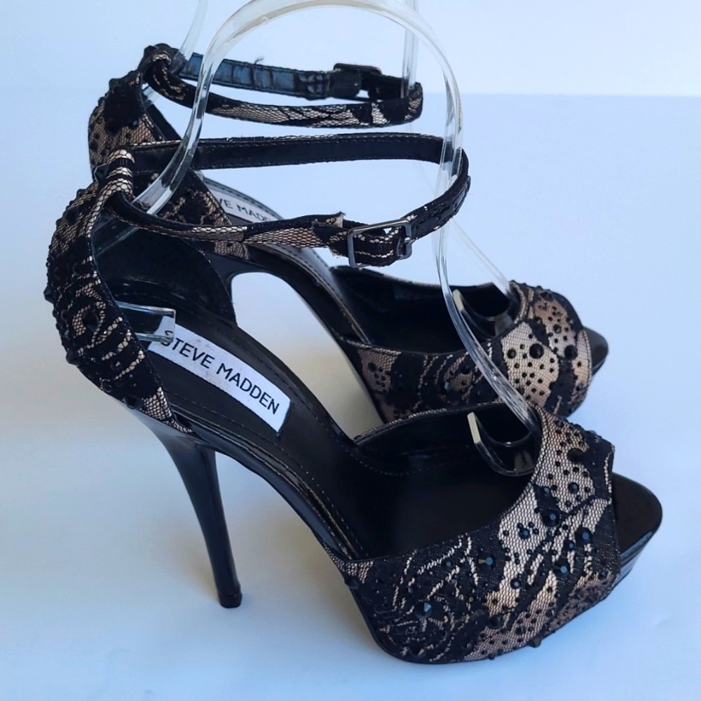 Steve Madden Hadleyy Jeweled Lace Peep Toe Platform Pumps